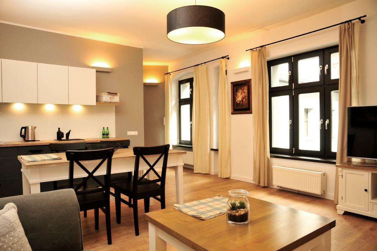 Stary Toruń Apartamenty Kopernika 14 מראה חיצוני תמונה